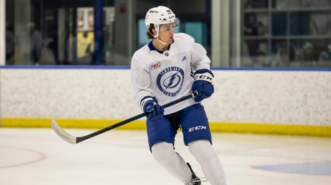 Signature d’Ethan Gauthier avec Tampa Bay: Est-ce que le Canadien va regretter l’acquisition d’Alex Newhook?