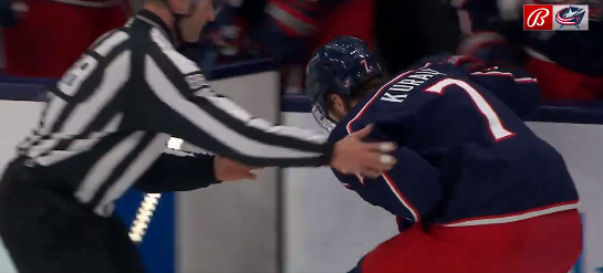 Sean Kuraly des Blue Jackets a quitté subitement le match face aux Maple Leafs