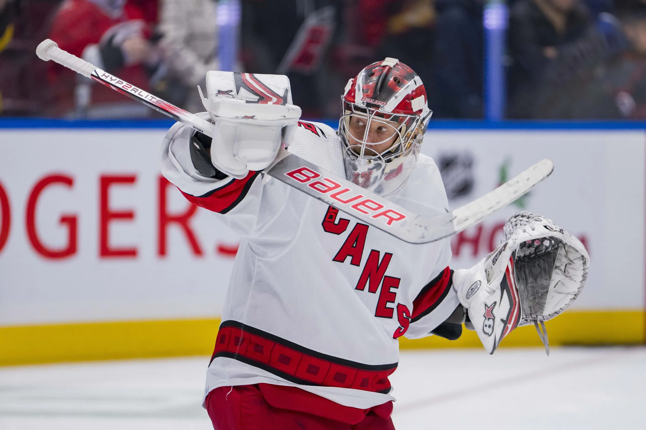 Les Hurricanes viennent d’annoncer dans les dernières heures que le gardien de but Antti Raanta a été rappelé