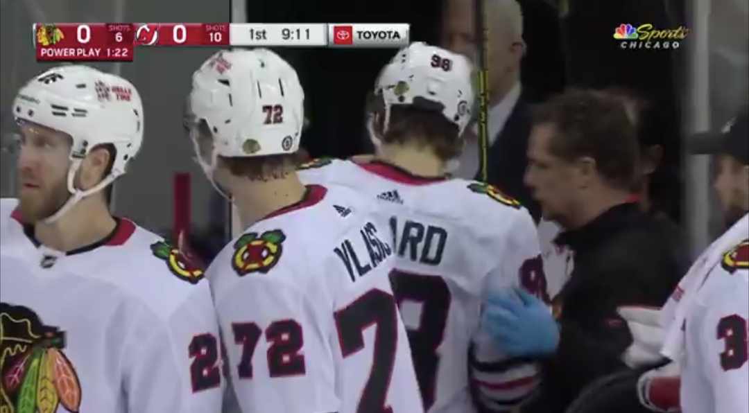 À VOIR: Connor Bedard s’est blessé et son match est terminé