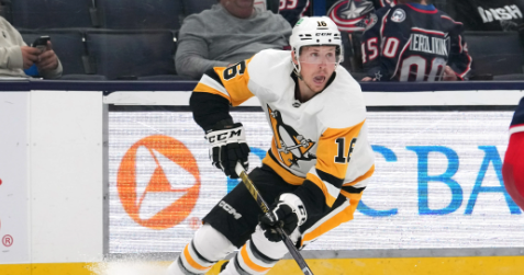 Rem Pitlick est le nouveau sauveur des Blackhawks