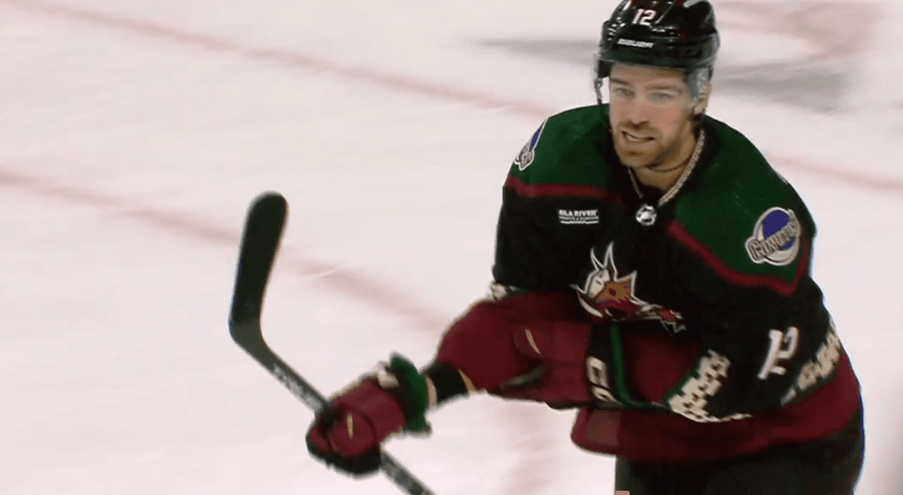 Les Blackhawks de Chicago viennent de faire l’acquisition de Zach Sanford via le ballottage