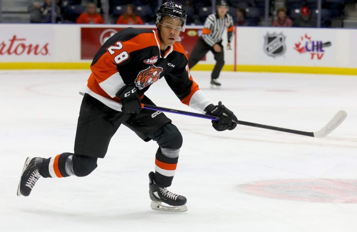 L’espoir au prochain repêchage Cayden Lindstrom intrigue plusieurs équipes, dont le Canadien