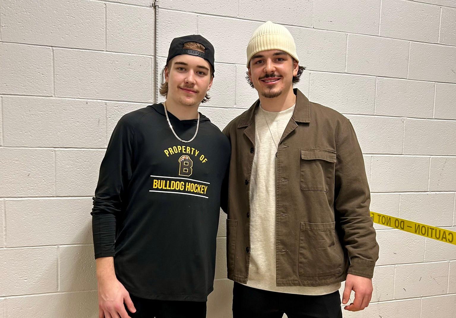 Les frères Xhekaj sont en feu au même moment dans la LNH et la OHL