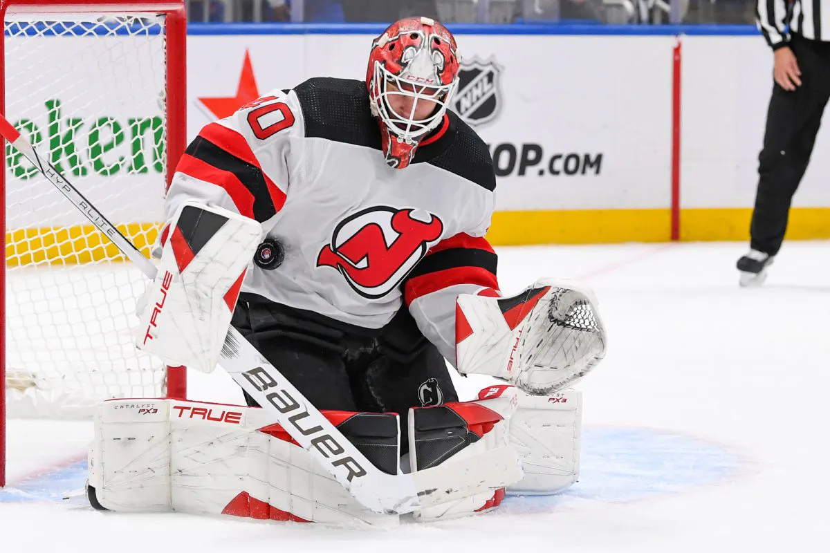 Annonce après le match contre le Canadien: les Devils du New Jersey procèdent au rappel du gardien Akira Schmid et ça sent la transaction