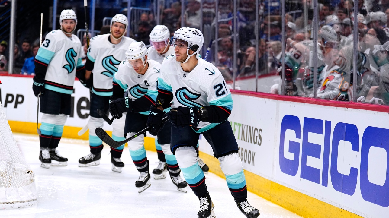 Alexander Wennberg retiré du match en vue d’une potentielle transaction