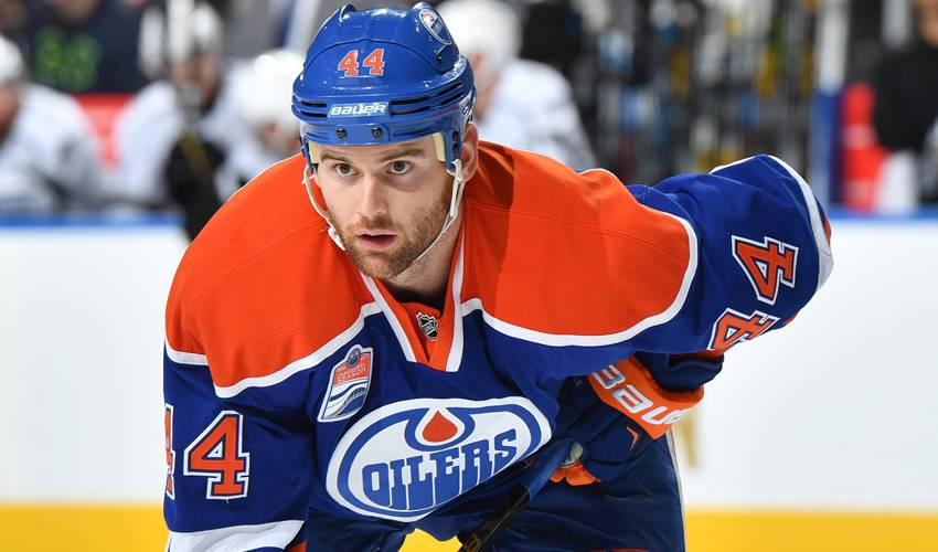 Zack Kassian est mis dehors de sa formation européenne après huit petits matchs