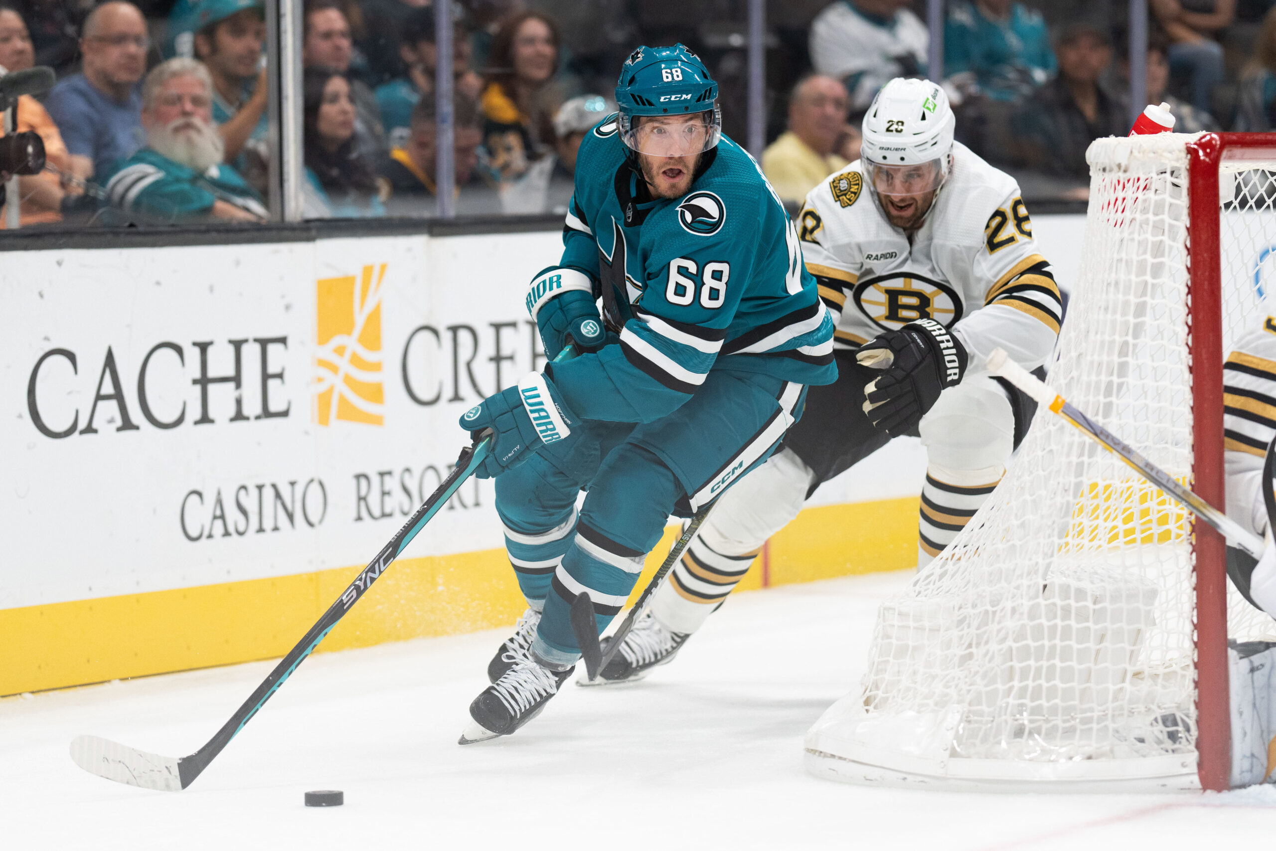 Les Sharks se tannent eux aussi de Mike Hoffman
