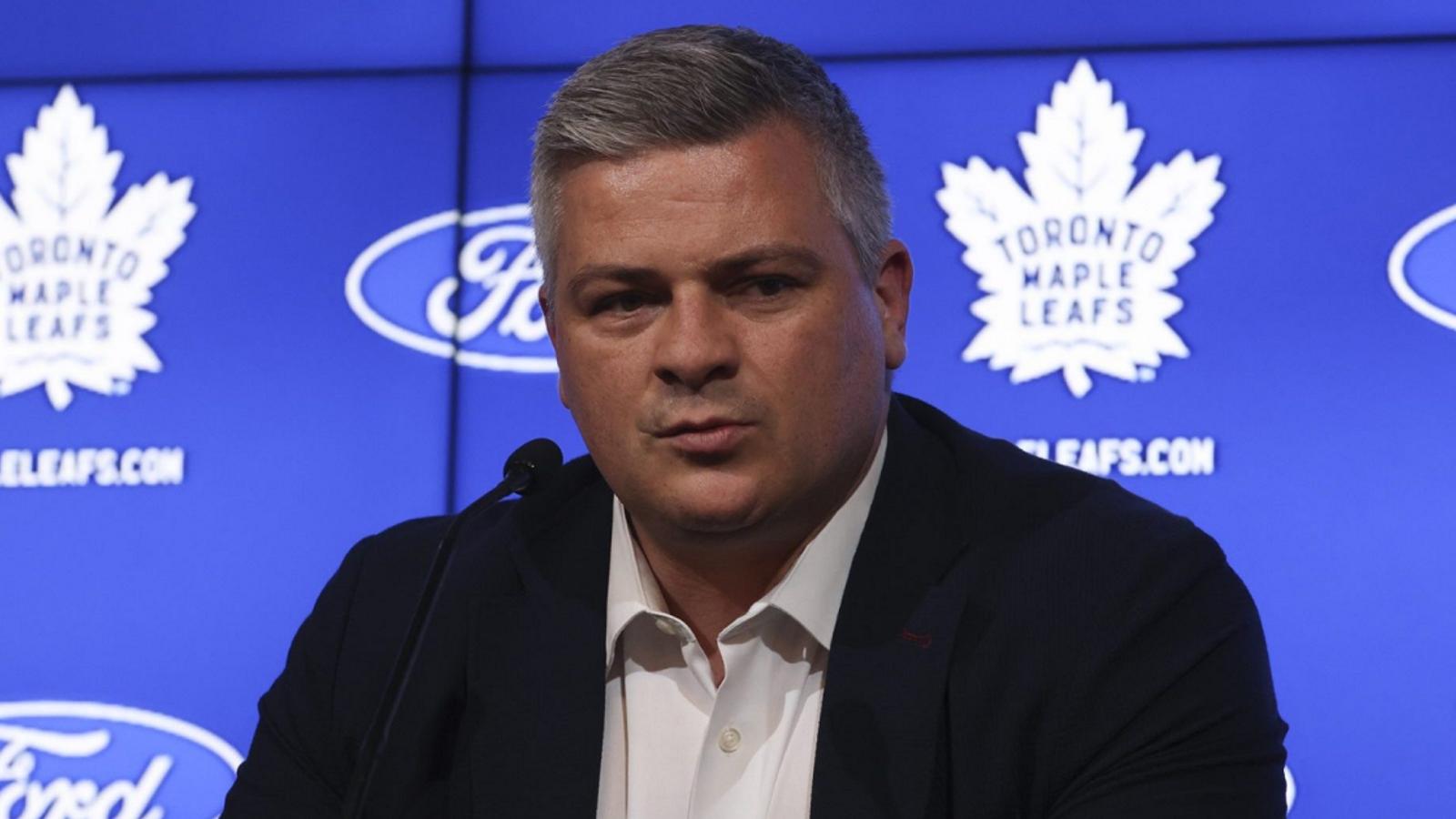 Sheldon Keefe a démontré sa grande classe en conférence de presse