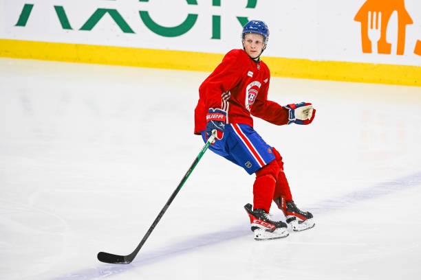Adam Engstrom est l’espoir le plus sous-estimé chez les Canadiens, selon Eric Engels