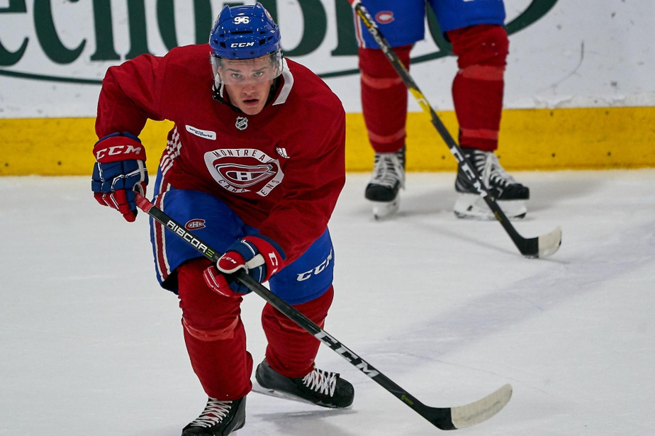 Un ex-joueur des Canadiens était l’arbitre de la rencontre face aux recrues des Maple Leafs