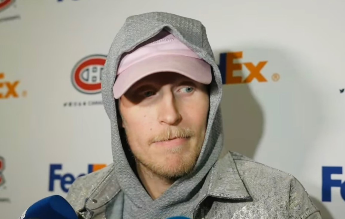 Patrik Laine prend la parole pour la première fois depuis sa blessure au genou
