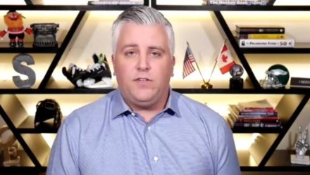 Frank Seravalli dépasse les bornes avec un commentaire irrespectueux envers Johnny Gaudreau