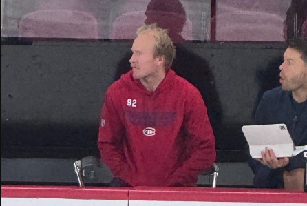 Réaction inspirante de Patrik Laine envers ses coéquipiers des Canadiens de Montréal