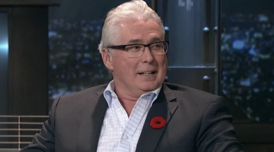 Alain Crête répond à Pascal Leclaire à propos du jeu défensif de Cole Caufield des Canadiens