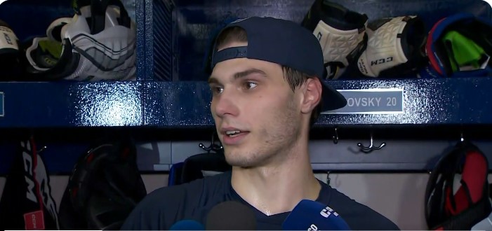 Juraj Slafkovsky en a long à dire contre la LNH pour ne pas avoir suspendu Noel Acciari