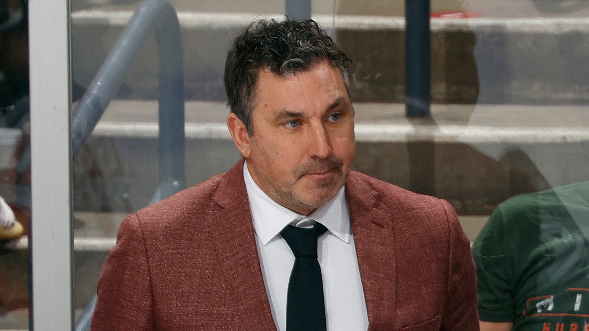 Une grande annonce est à venir avec l’entraîneur des décevants Prédateurs de Nashville