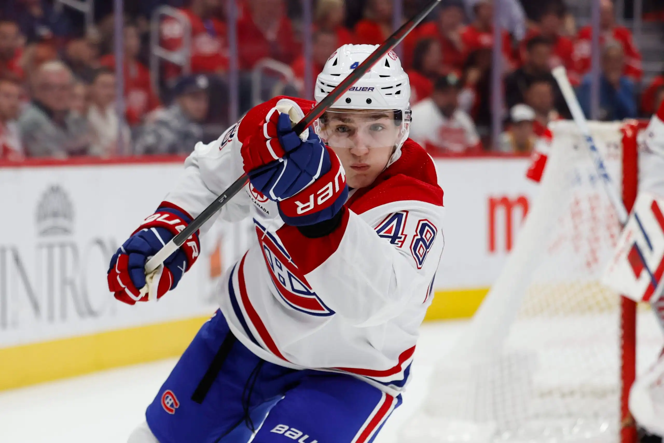 Lane Hutson reçoit une passe de plus à sa fiche, deux jours plus tard