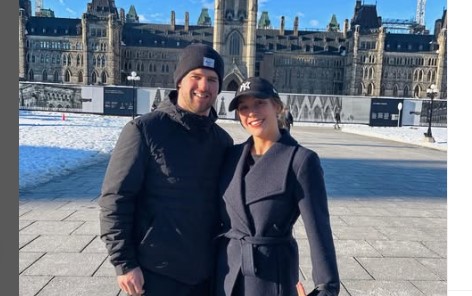 La magnifique conjointe de Xavier Simoneau du Rocket de Laval devient enseignante