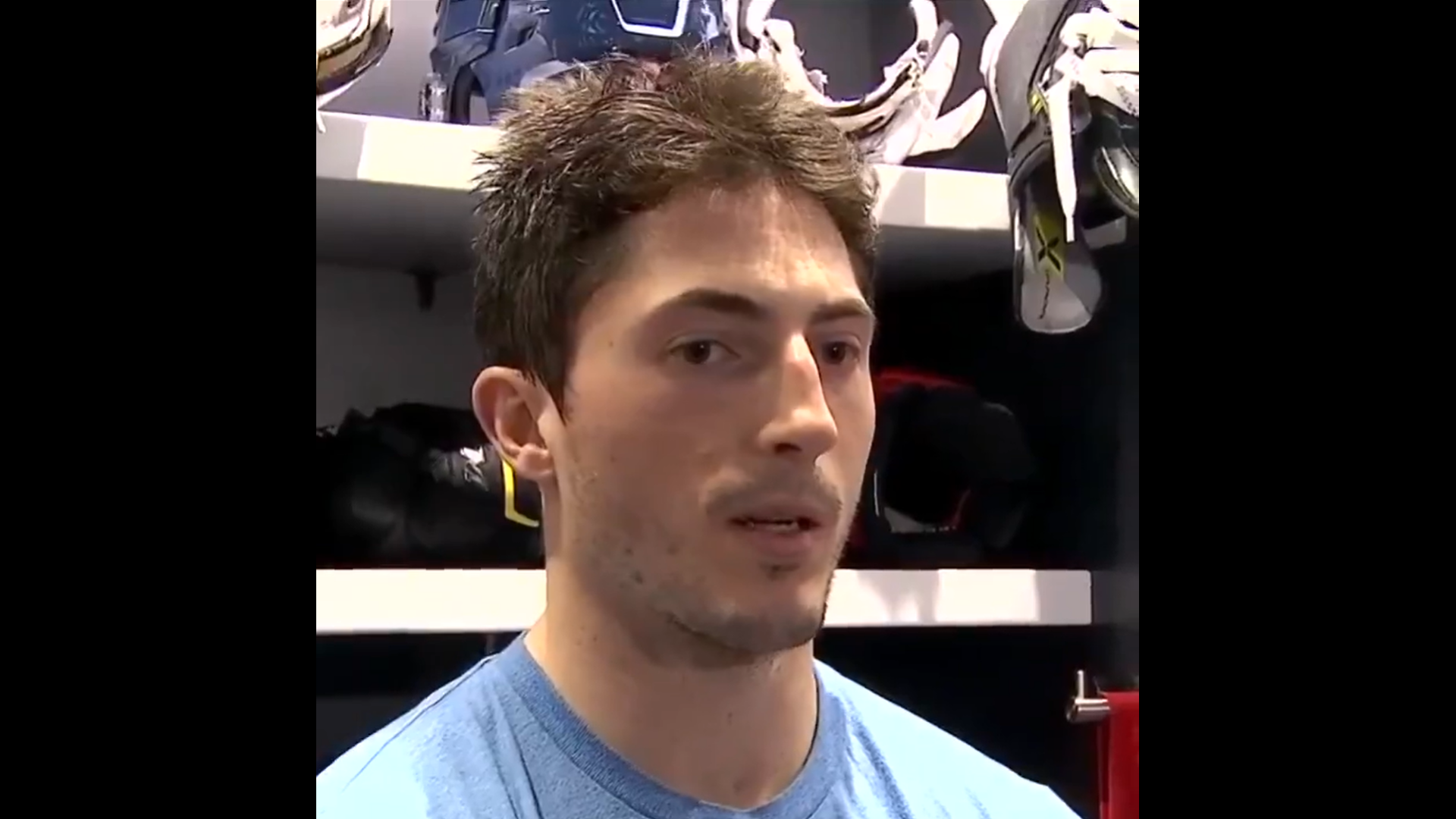 Zach Werenski DÉMOLIT Patrik Laine après le match
