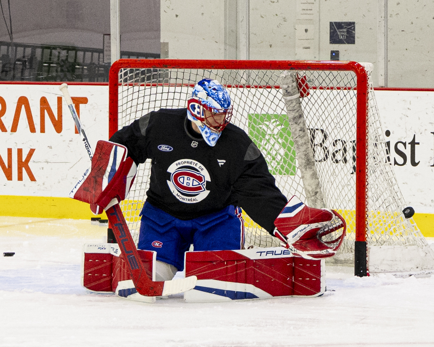 Annonce du Canadien de Montréal pour Jakub Dobes et Cayden Primeau sera soumis au ballottage
