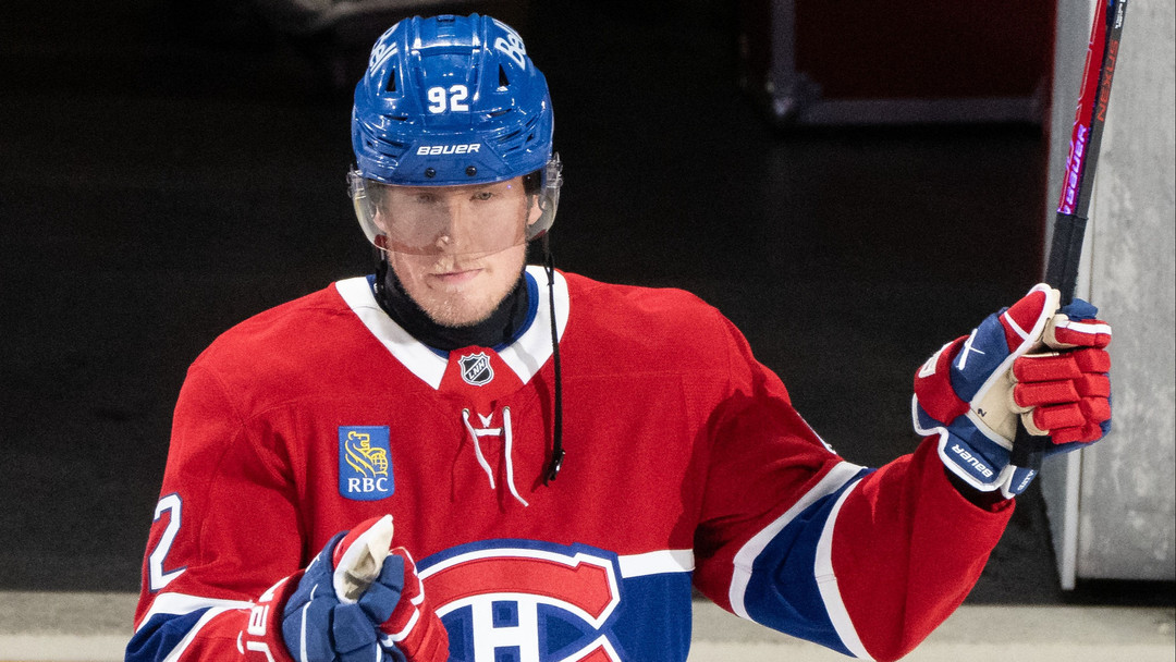 Patrik Laine fait une première déclaration publique depuis qu’il a été cloué au banc par Martin St-Louis