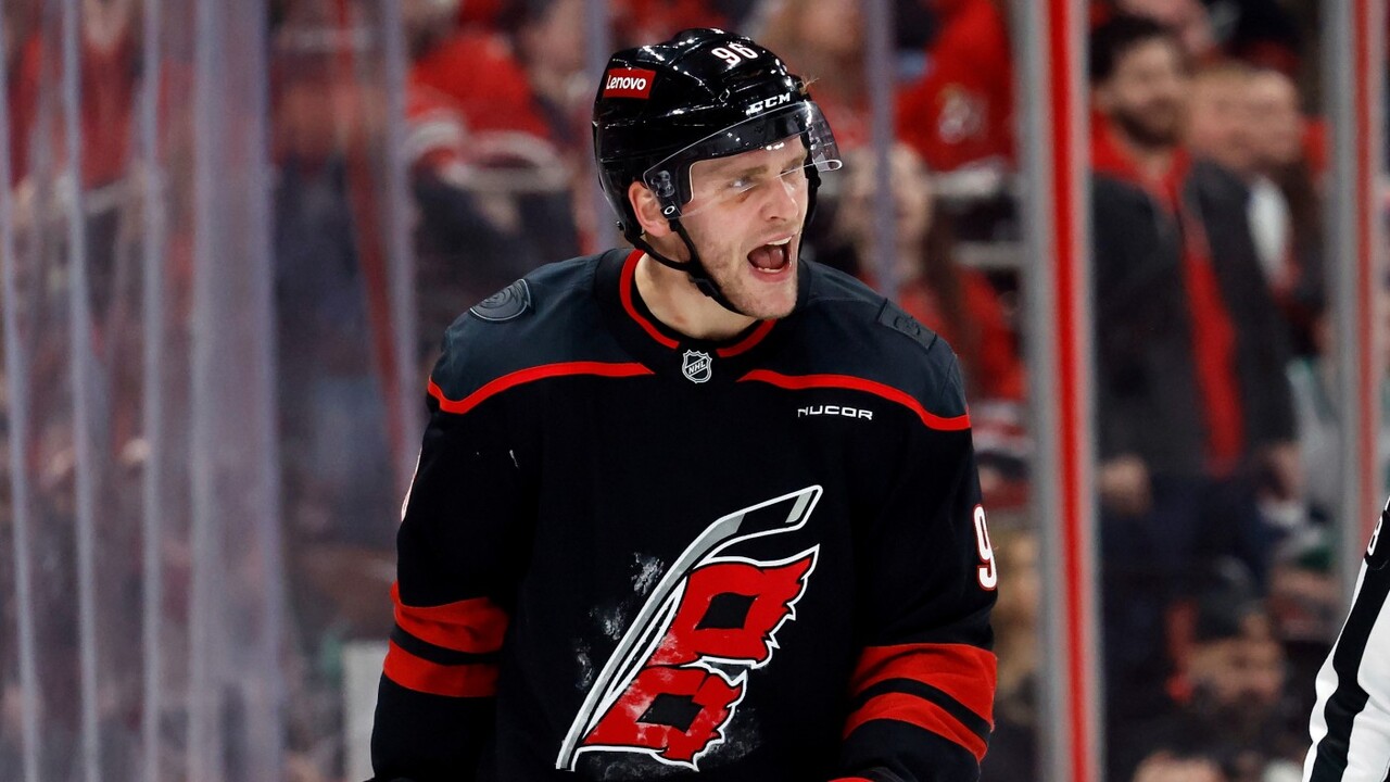 Mikko Rantanen déjà sur son départ de la Caroline? Pierre LeBrun a les détails