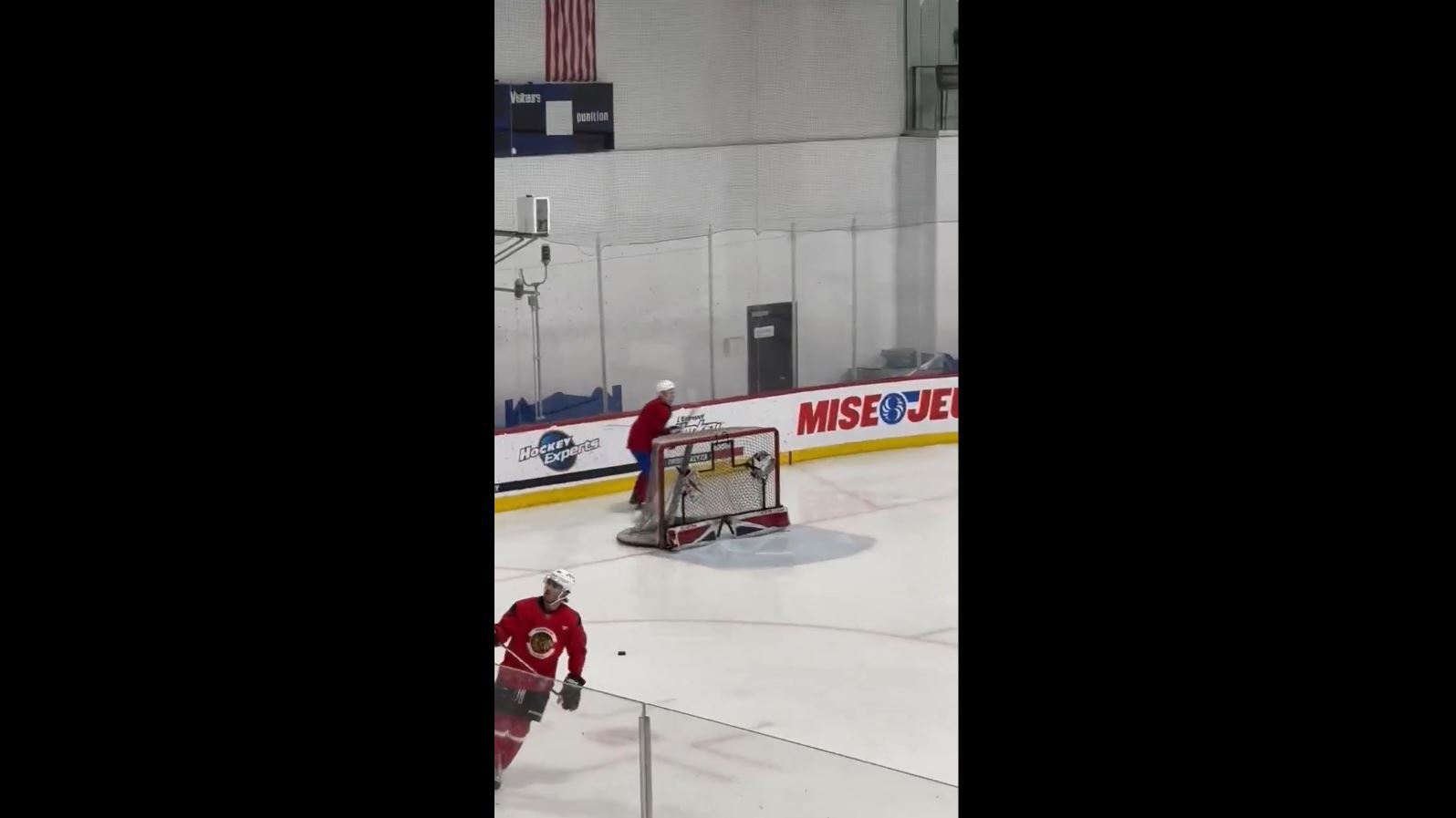 Un joueur des Blackhawks s’entraîne avec Ivan Demidov à Brossard