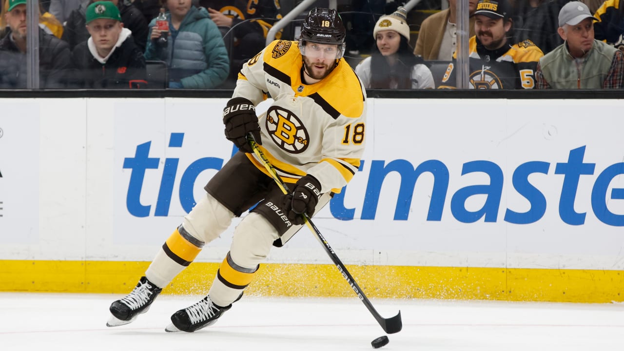 Proposition d’échange impliquant Pavel Zacha et le Canadien