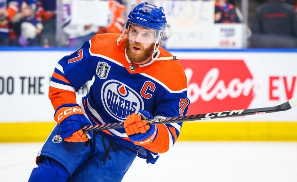 Connor McDavid échangé au Lightning de Tampa Bay?