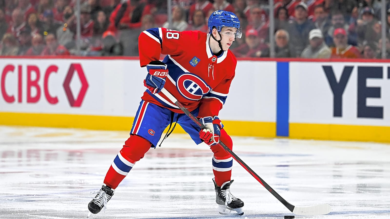 Un contrat à la Jake Sanderson pour Lane Hutson?