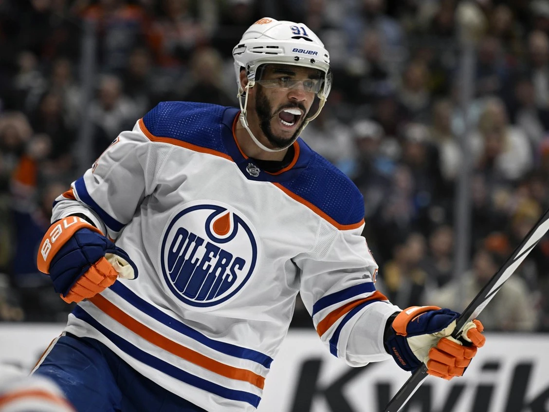 Deux joueurs des Oilers sur le marché