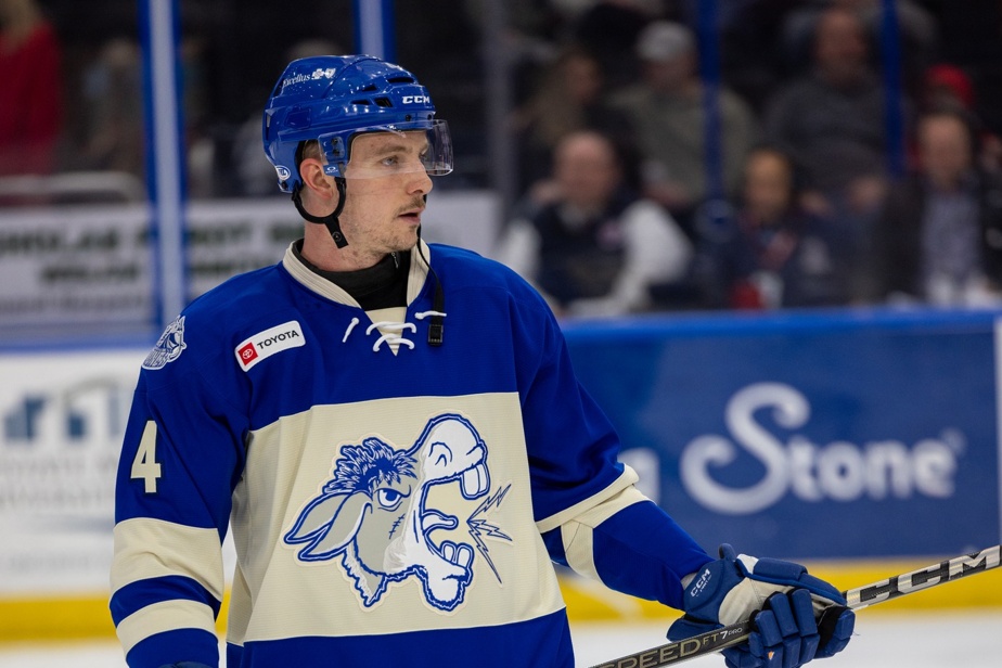 Un défenseur refuse une offre de la LNH pour se joindre au Rocket