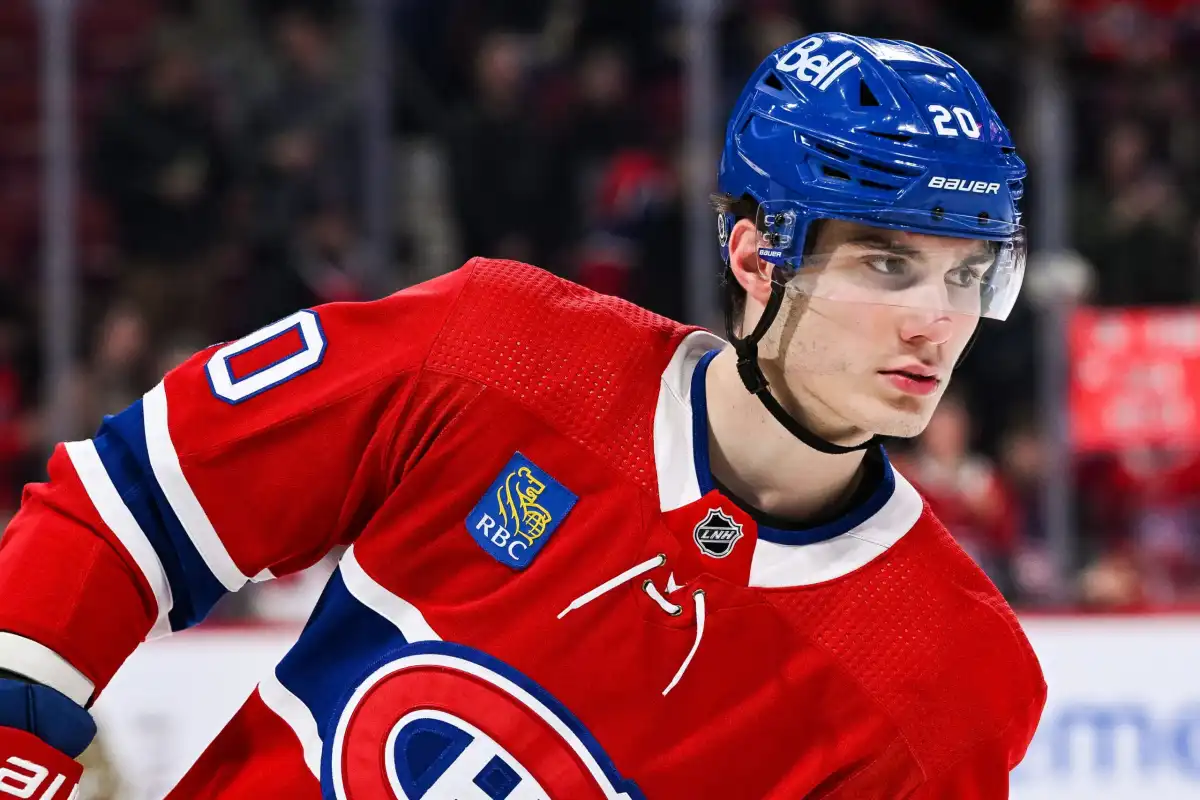 Juraj Slafkovsky quitte pour Montréal en urgence