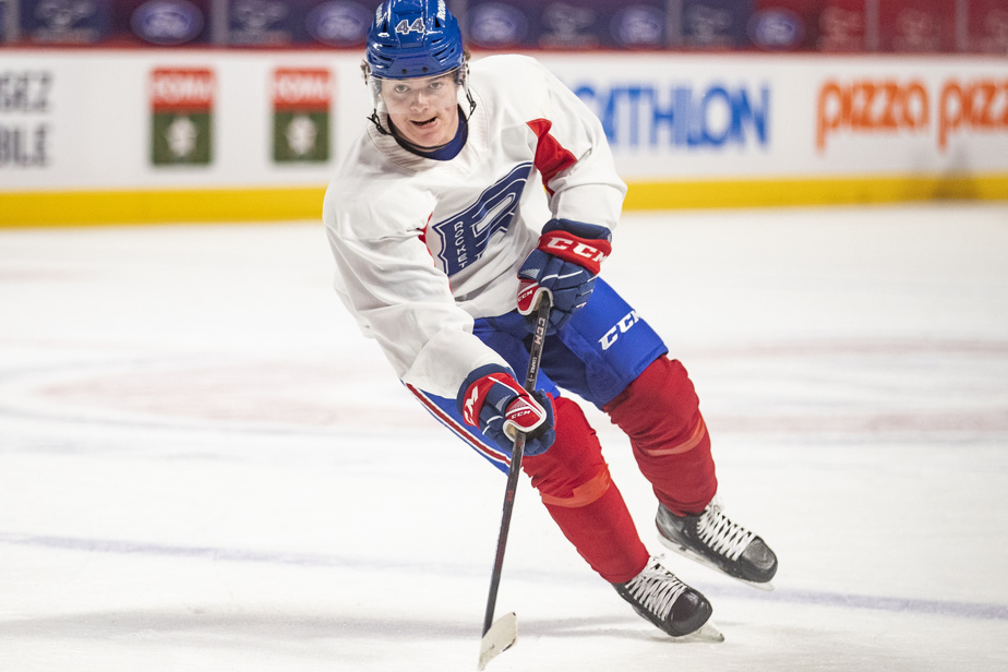 Cole Caufield a fait sa princesse lors de son passage avec le Rocket