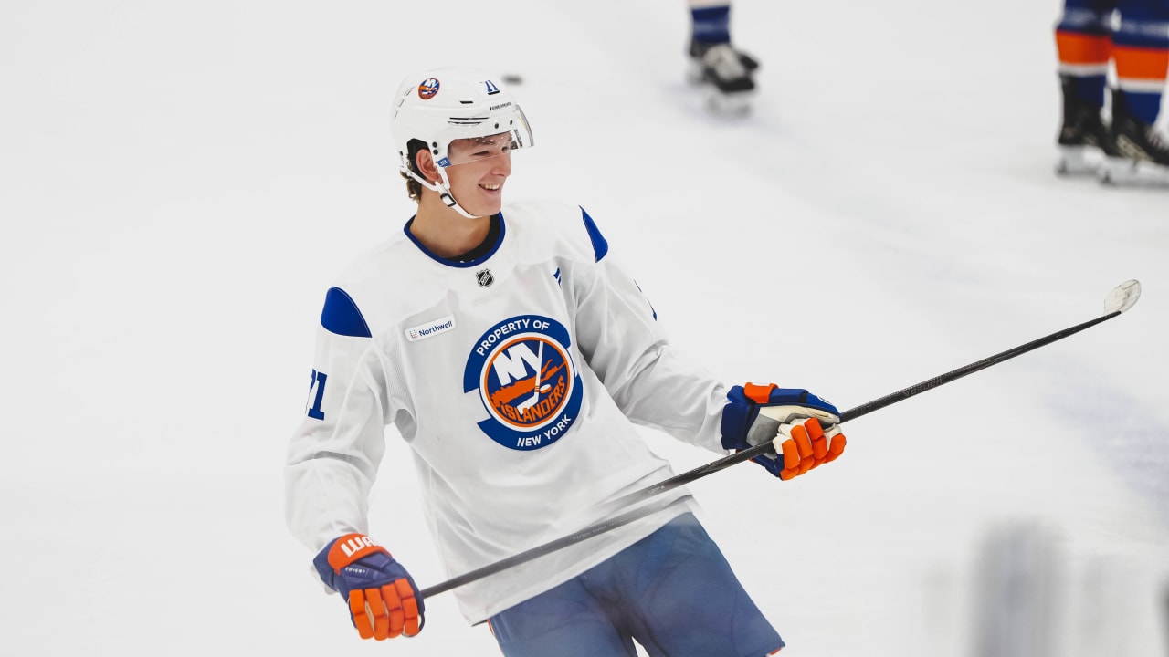 Voici le top-100 des meilleurs espoirs dans la LNH