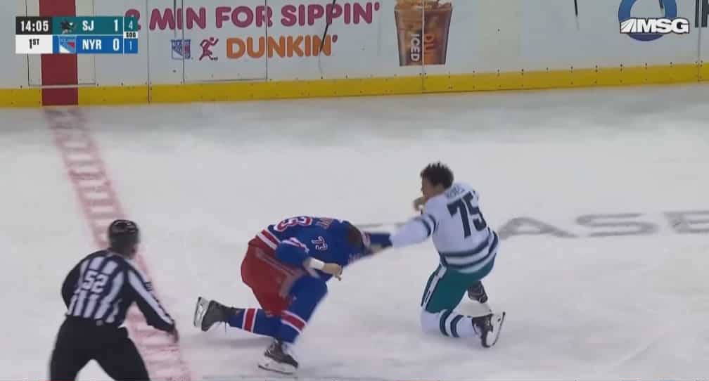 Ryan Reaves blesse Matt Rempe dans ce furieux combat