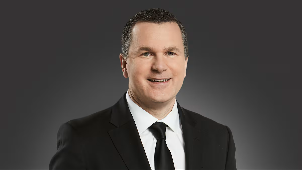 Renaud Lavoie démolit un ancien du Canadien de Montréal